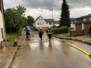 Einsatz Feuerwehr Oberfüllbach in Friesendorf Hochwasser